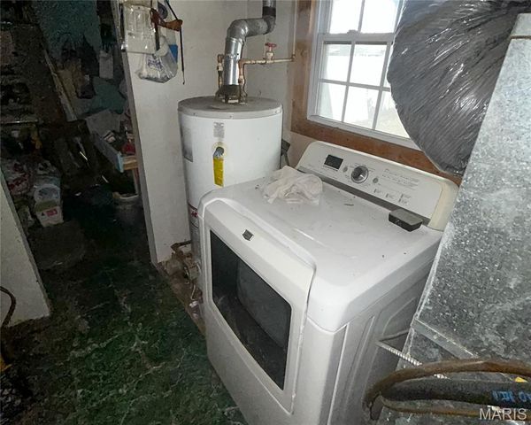 411 Elm Drive, East St Louis, IL 62203