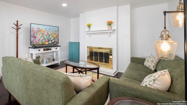 7711 Callaghan Rd Apt 714, San Antonio, TX 78229