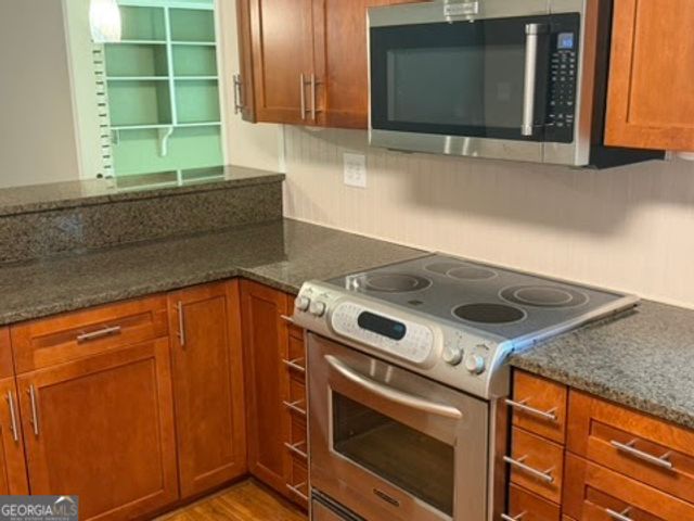 85 Greenwood Lane, Carrollton, GA 30117