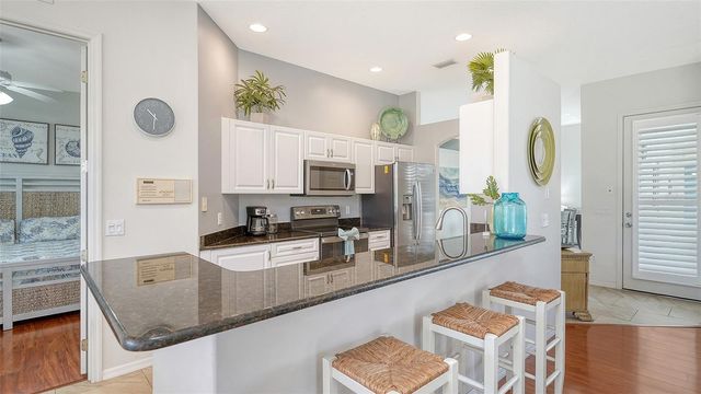 533 FALLBROOK DRIVE, Venice, FL 34292