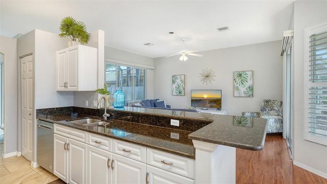 533 FALLBROOK DRIVE, Venice, FL 34292