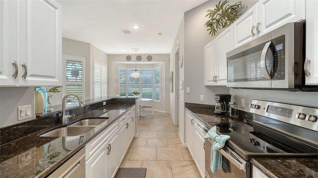 533 FALLBROOK DRIVE, Venice, FL 34292