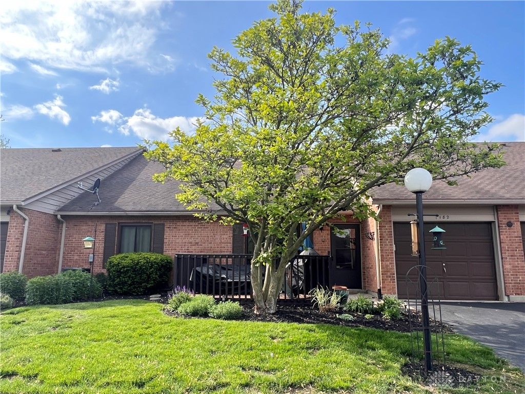 182 Candle Court 6, Englewood, OH 45322