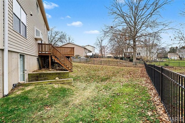 1205 Newport Landing Drive, Fenton, MO 63026