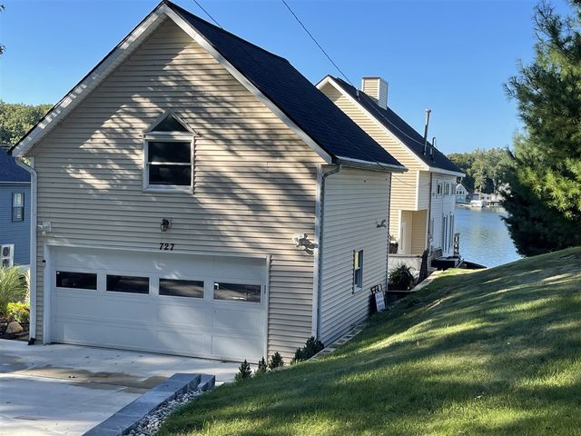 727 Treasure Island Drive, Mattawan, MI 49071