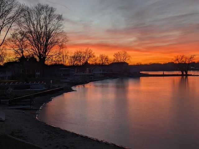 727 Treasure Island Drive, Mattawan, MI 49071