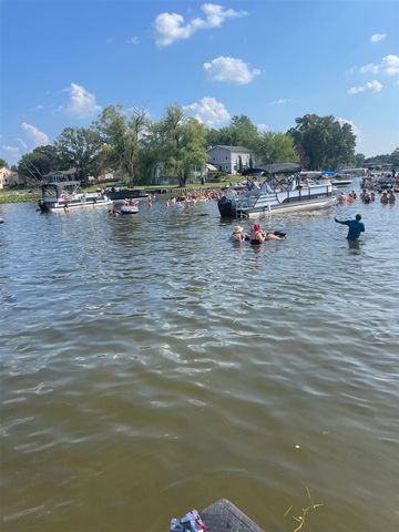 727 Treasure Island Drive, Mattawan, MI 49071