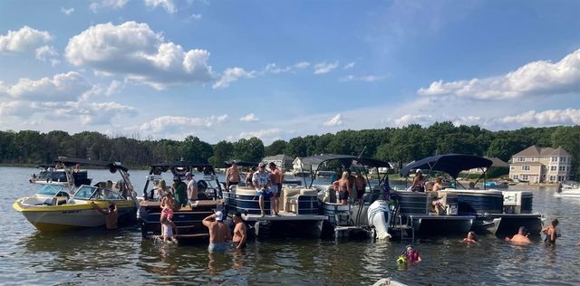 727 Treasure Island Drive, Mattawan, MI 49071
