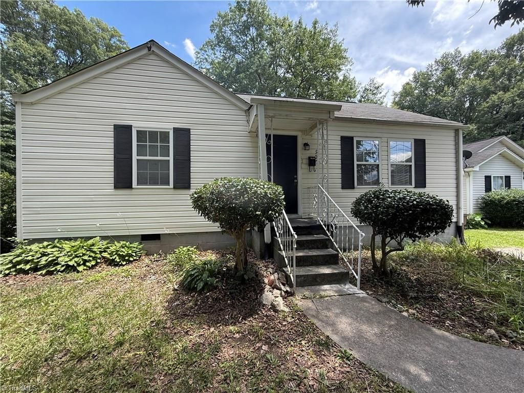 907 Logan Street, Greensboro, NC 27406