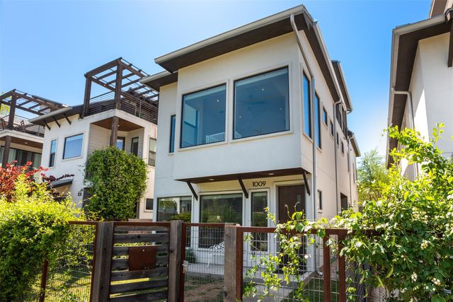 1009 E 12th ST, Austin, TX 78702