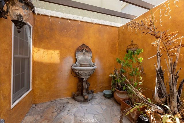 361 Seville, Long Beach, CA 90814