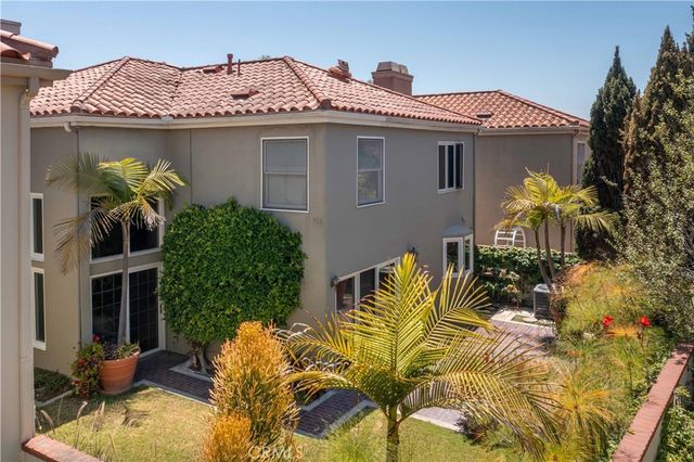 361 Seville, Long Beach, CA 90814