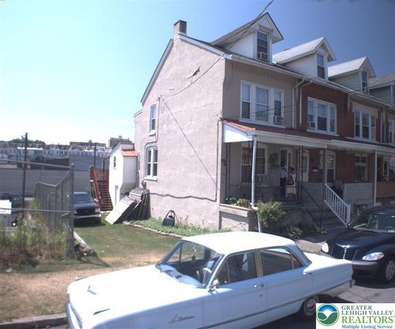 2531 Appel Street, Allentown City, PA 18103