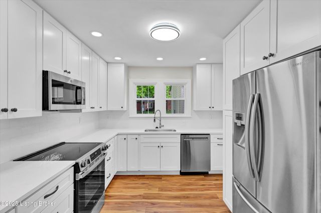 7613 Norbourne Ave, Louisville, KY 40222