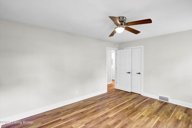 7613 Norbourne Ave, Louisville, KY 40222