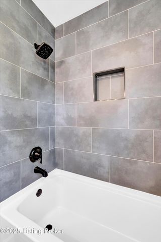 7613 Norbourne Ave, Louisville, KY 40222