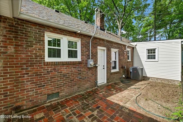 7613 Norbourne Ave, Louisville, KY 40222