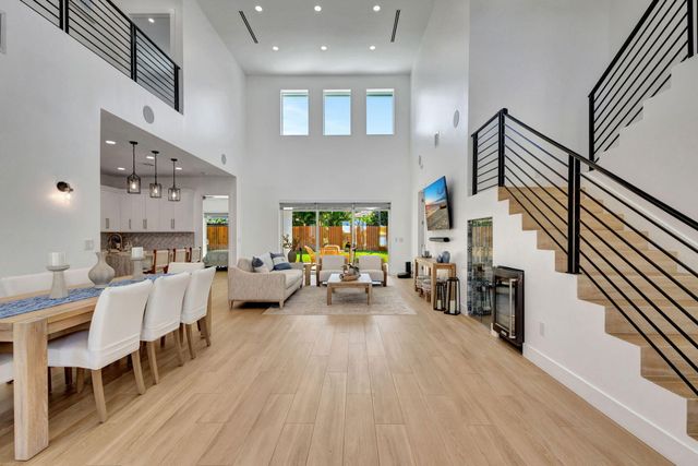 12952 Drayton Road SE, North Palm Beach, FL 33408