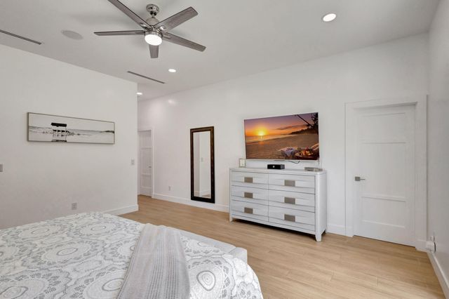 12952 Drayton Road SE, North Palm Beach, FL 33408