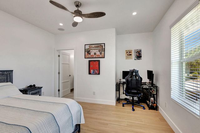 12952 Drayton Road SE, North Palm Beach, FL 33408
