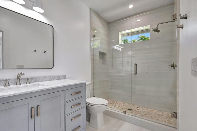 12952 Drayton Road SE, North Palm Beach, FL 33408