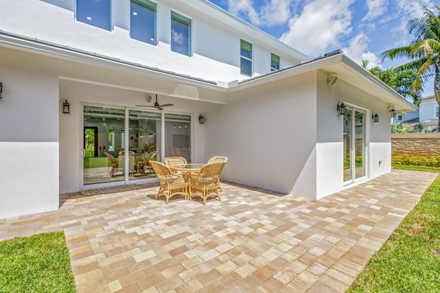 12952 Drayton Road SE, North Palm Beach, FL 33408
