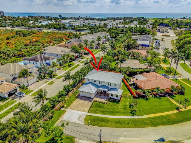 12952 Drayton Road SE, North Palm Beach, FL 33408