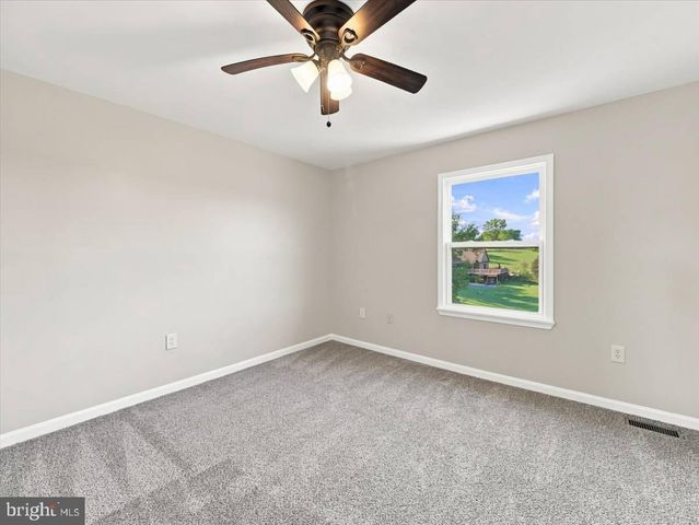 13902 PONTIUS LN, Hagerstown, MD 21740