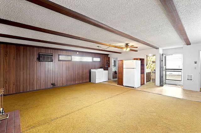 806 SE Grandview Avenue, Grants Pass, OR 97527