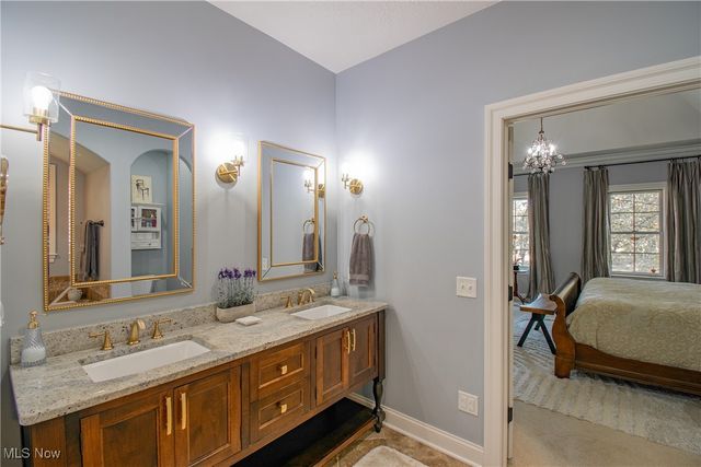 2189 E Park Drive, Uniontown, OH 44685