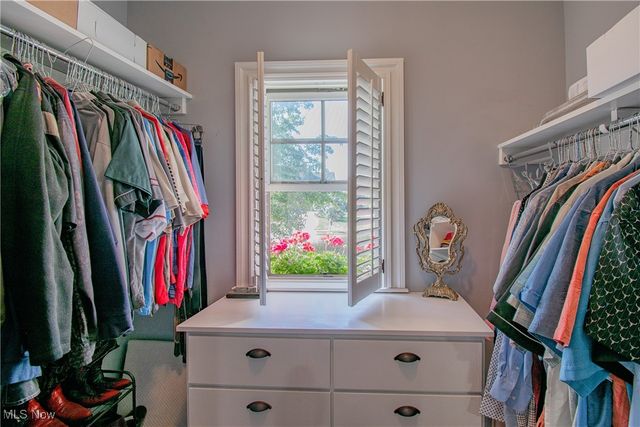 2189 E Park Drive, Uniontown, OH 44685