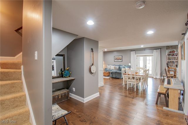 2189 E Park Drive, Uniontown, OH 44685