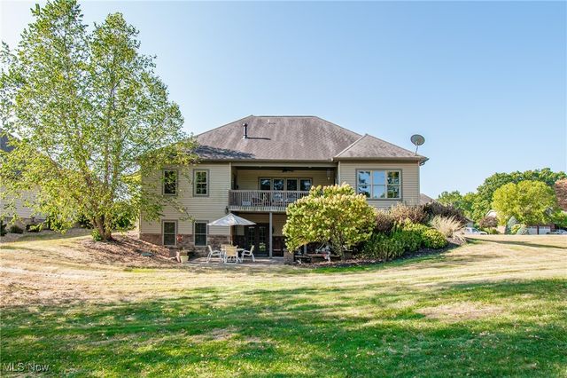 2189 E Park Drive, Uniontown, OH 44685