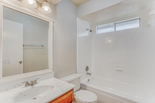 6918 Skyline Park Drive, Katy, TX 77449