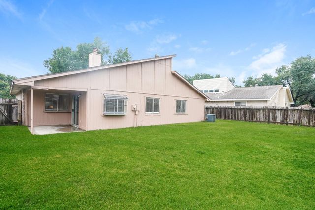 6918 Skyline Park Drive, Katy, TX 77449