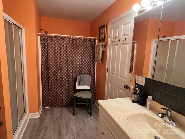 30 Boyer Lane, Sparta, NC 28675