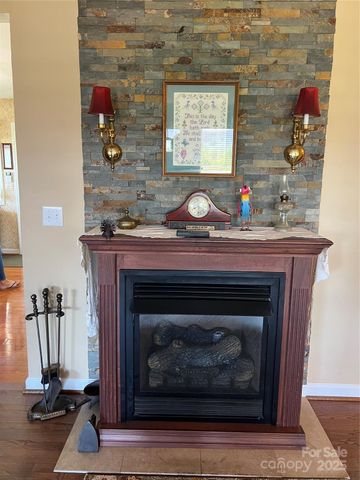 30 Boyer Lane, Sparta, NC 28675