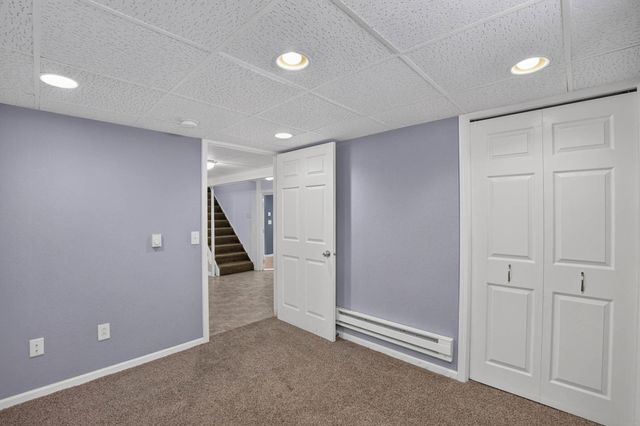 1255 Scott Avenue, Waterloo, IA 50701