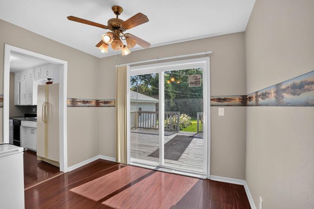 1255 Scott Avenue, Waterloo, IA 50701