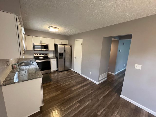 3863 Heatherglen Drive, 3863-3865, Columbus, OH 43221