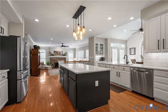 638 Cross Ridge Ln, Manakin Sabot, VA 23103