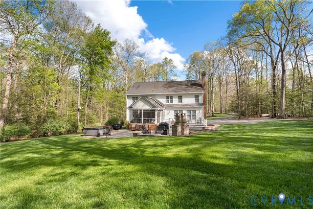 638 Cross Ridge Ln, Manakin Sabot, VA 23103
