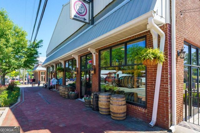 190 Chestnut Street, Ball Ground, GA 30107