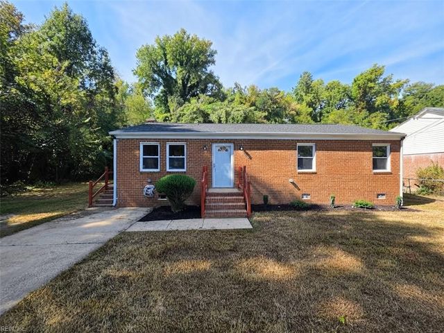 50 Oser LN, Hampton, VA 23669