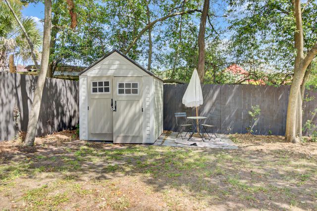 818 W Madison Avenue, Charleston, SC 29412