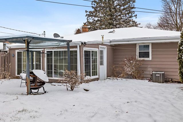 1156 Orchard DRIVE, Sheboygan, WI 53081