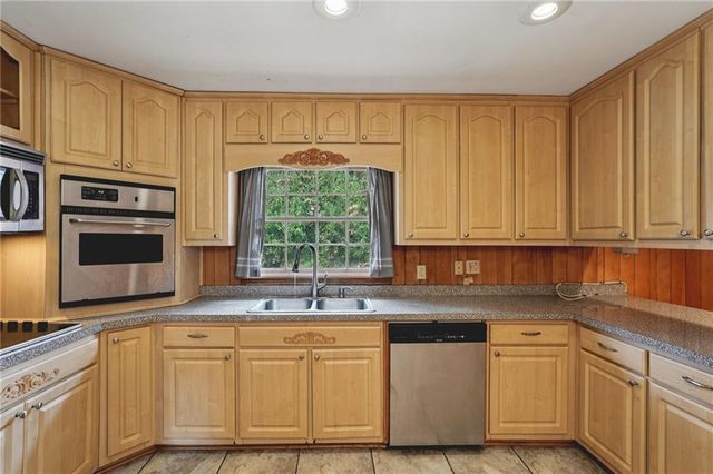 3407 W Manor Lane SW, Atlanta, GA 30311