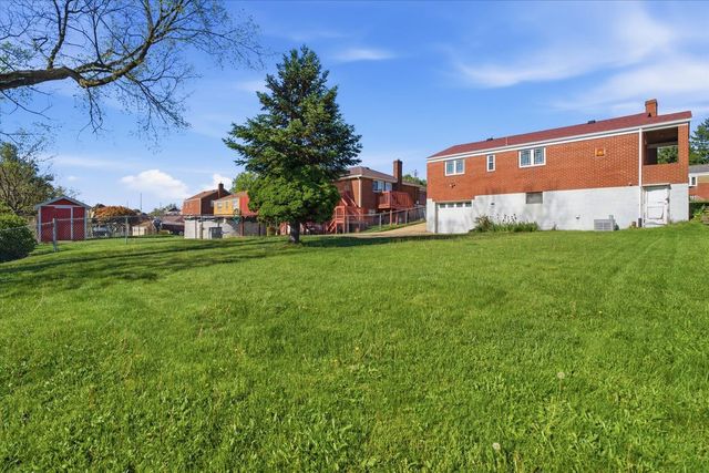 1267 Edgewood DRIVE, West Homestead, PA 15120