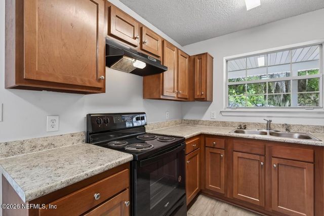 5328 GOLF FOREST Court, Jacksonville, FL 32208