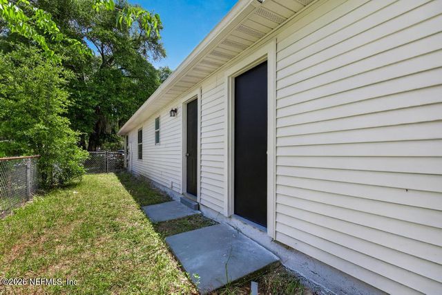5328 GOLF FOREST Court, Jacksonville, FL 32208